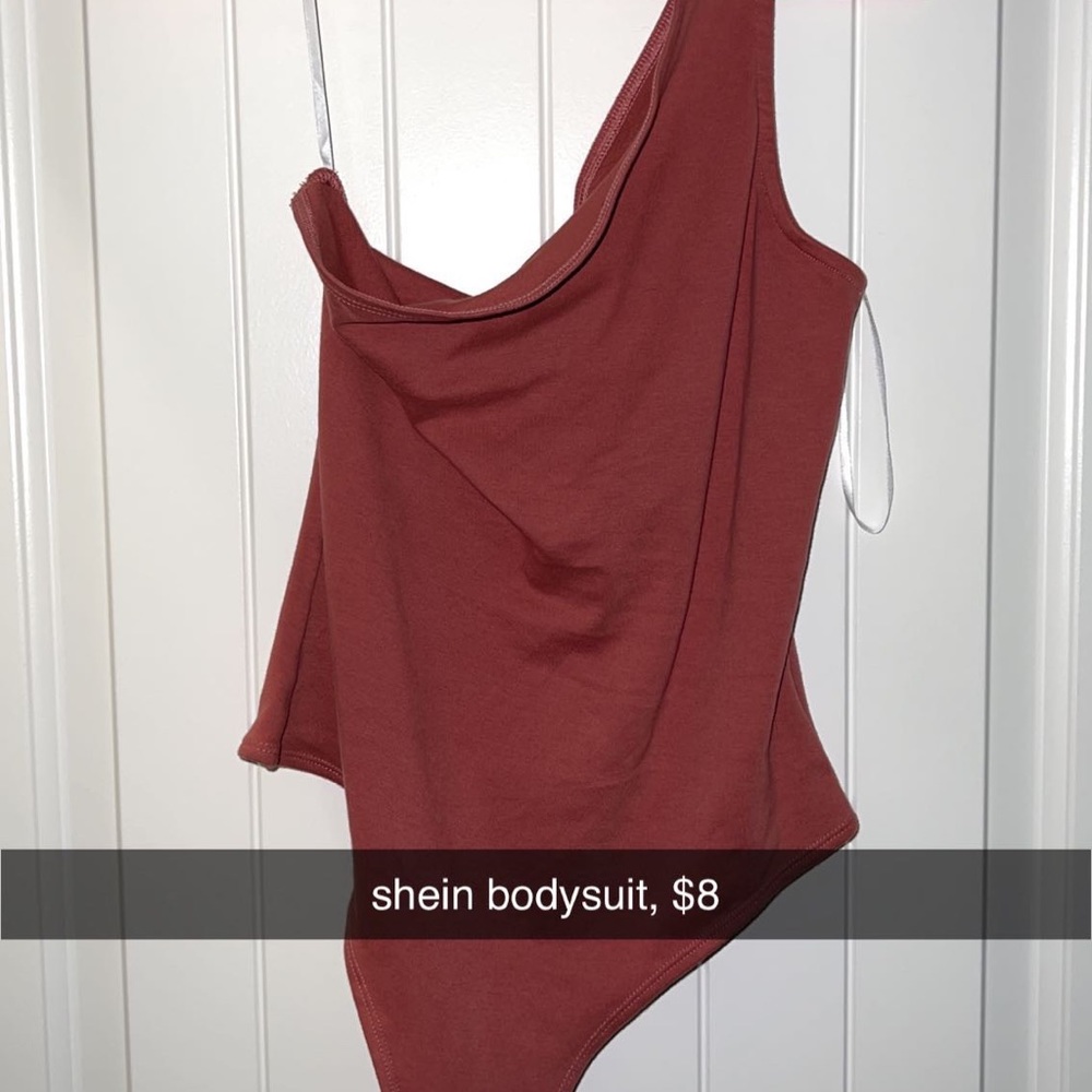 CLOTHES BUNDLE✨